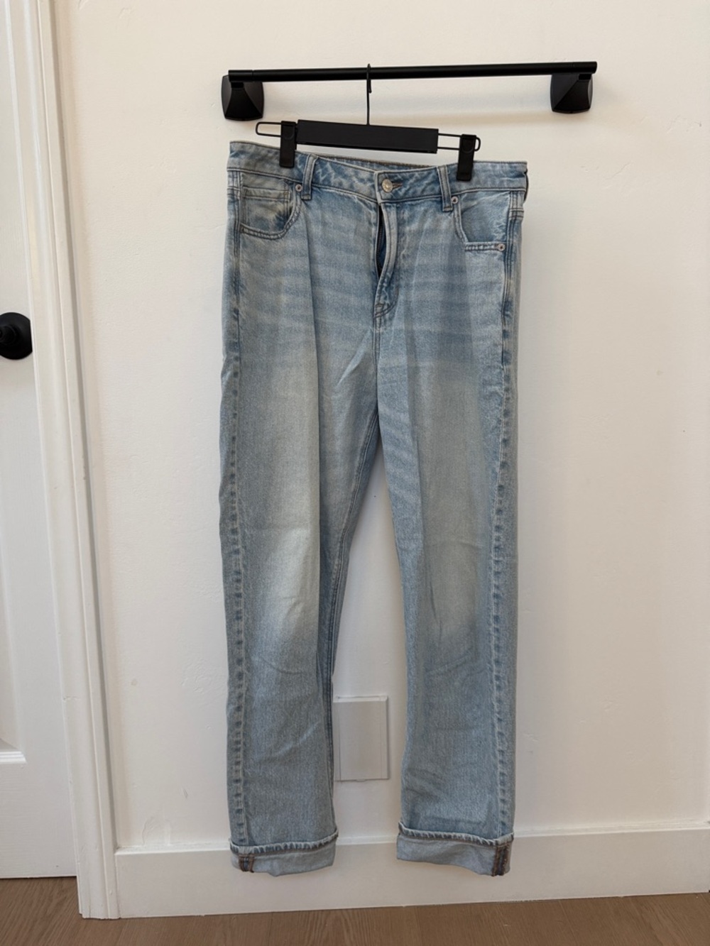 American Eagle Outfitters Light Wash Straight Jeans